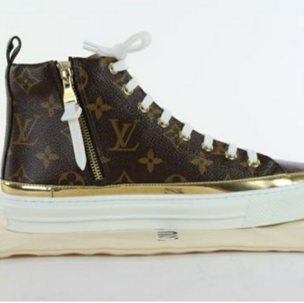 Louis vuitton, high top gold sneakers, size 9.5